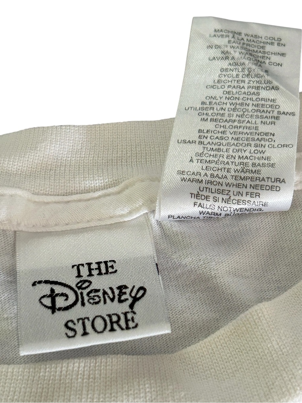 Disney White Mickey Mouse Graphic Tee w Accents Vintage Whimsy XL EUC Cartoon - Picture 11 of 14